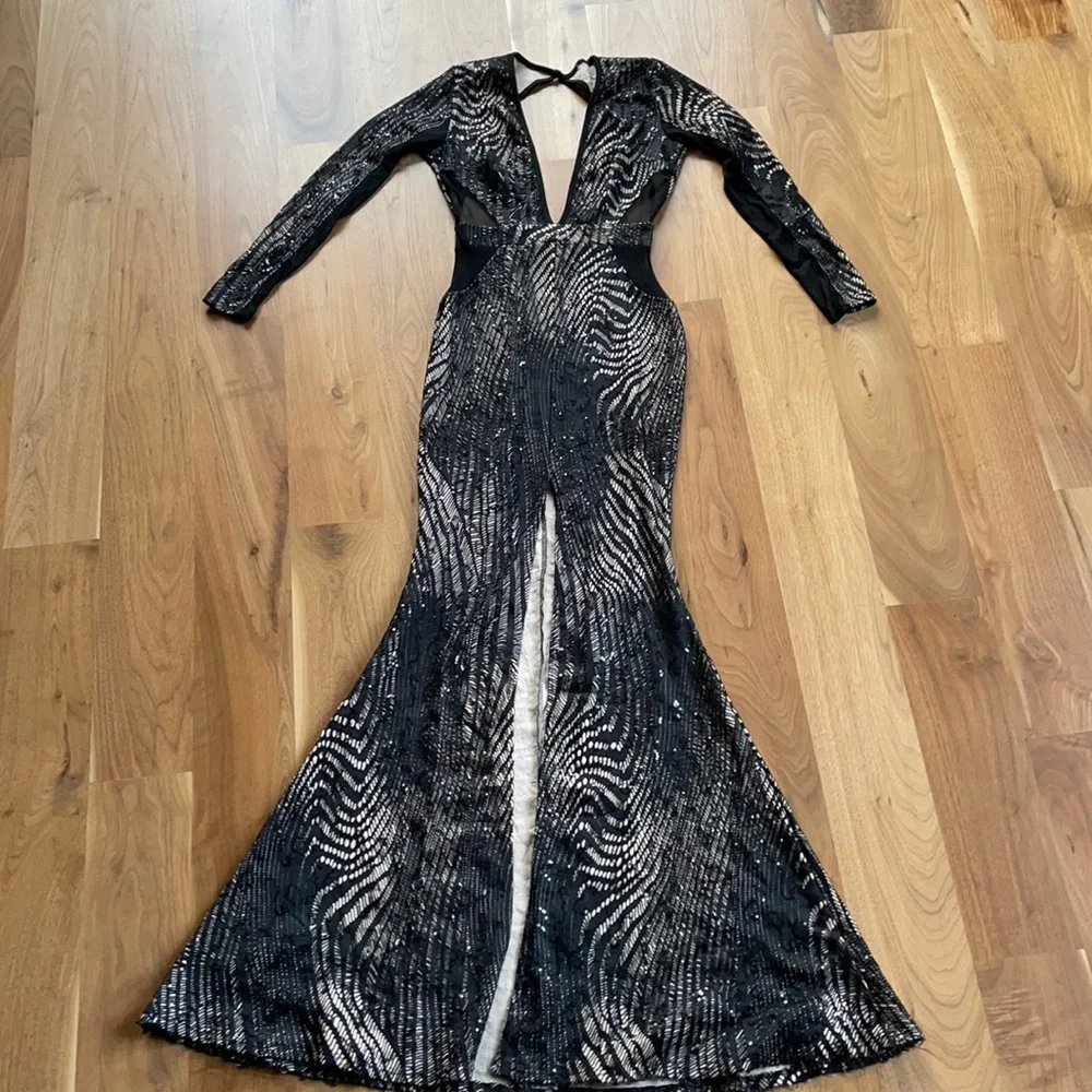 Mermaid style dress - Picture 2 of 6